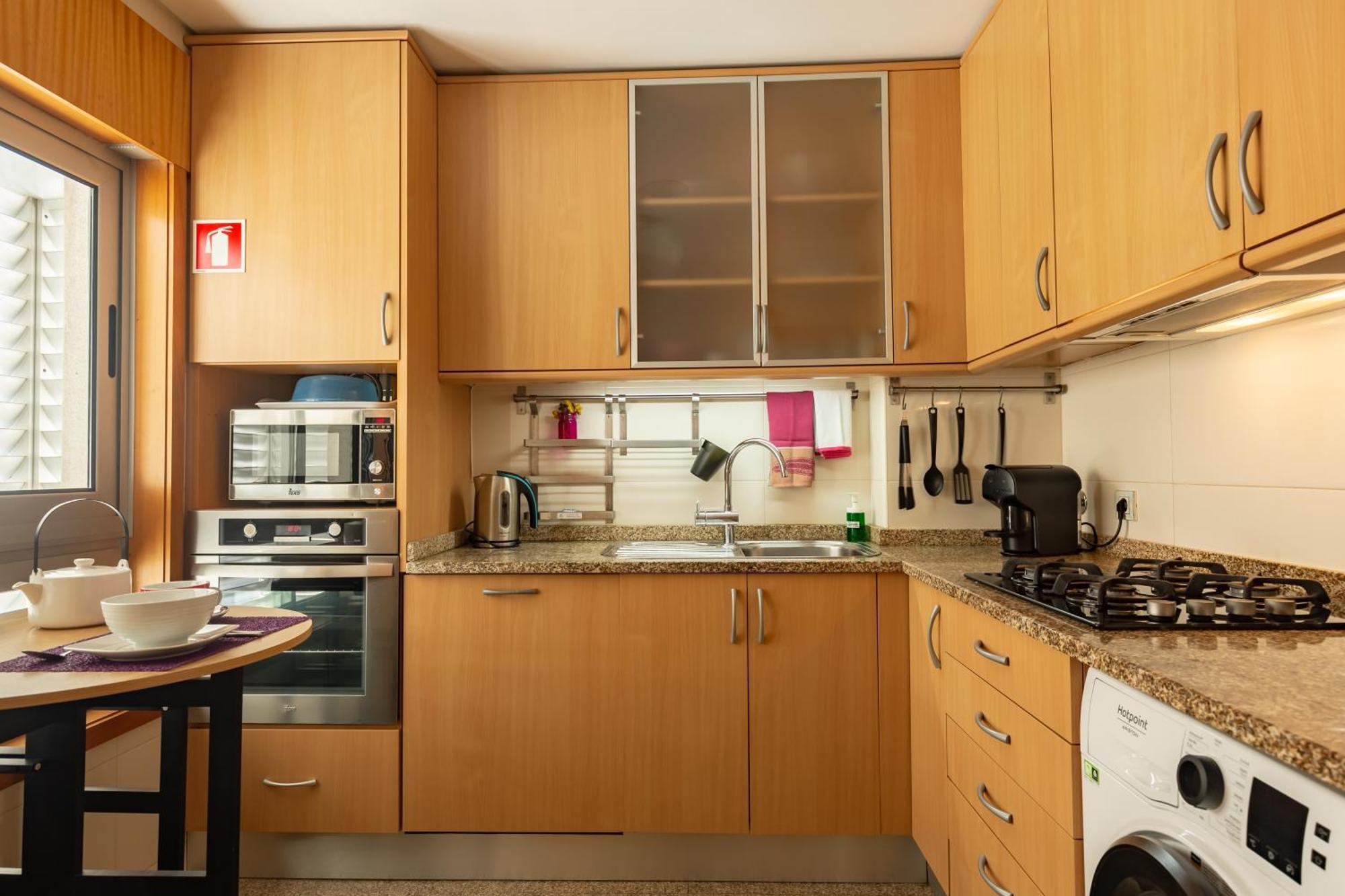 Francos Relaxing Apartment By The Metro 포르투 외부 사진